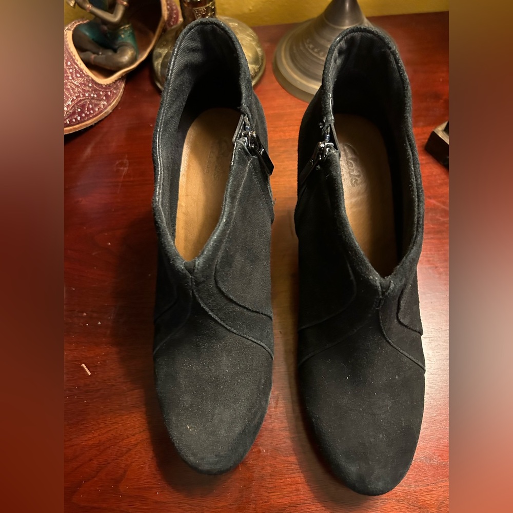 Clarks suede leather booties size 9 - Picture 4 of 6